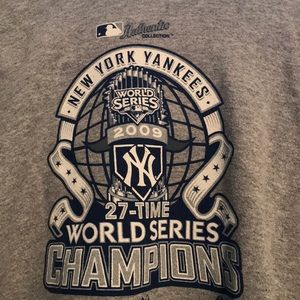 Yankees 2009 World Series champions sweatshirt